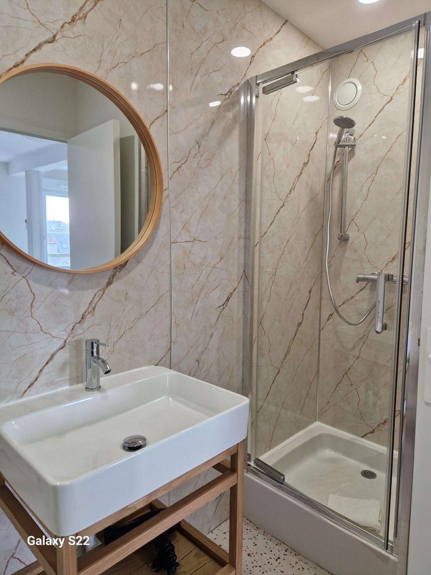 Eisenhower Hotel Port-en-Bessin-Huppain